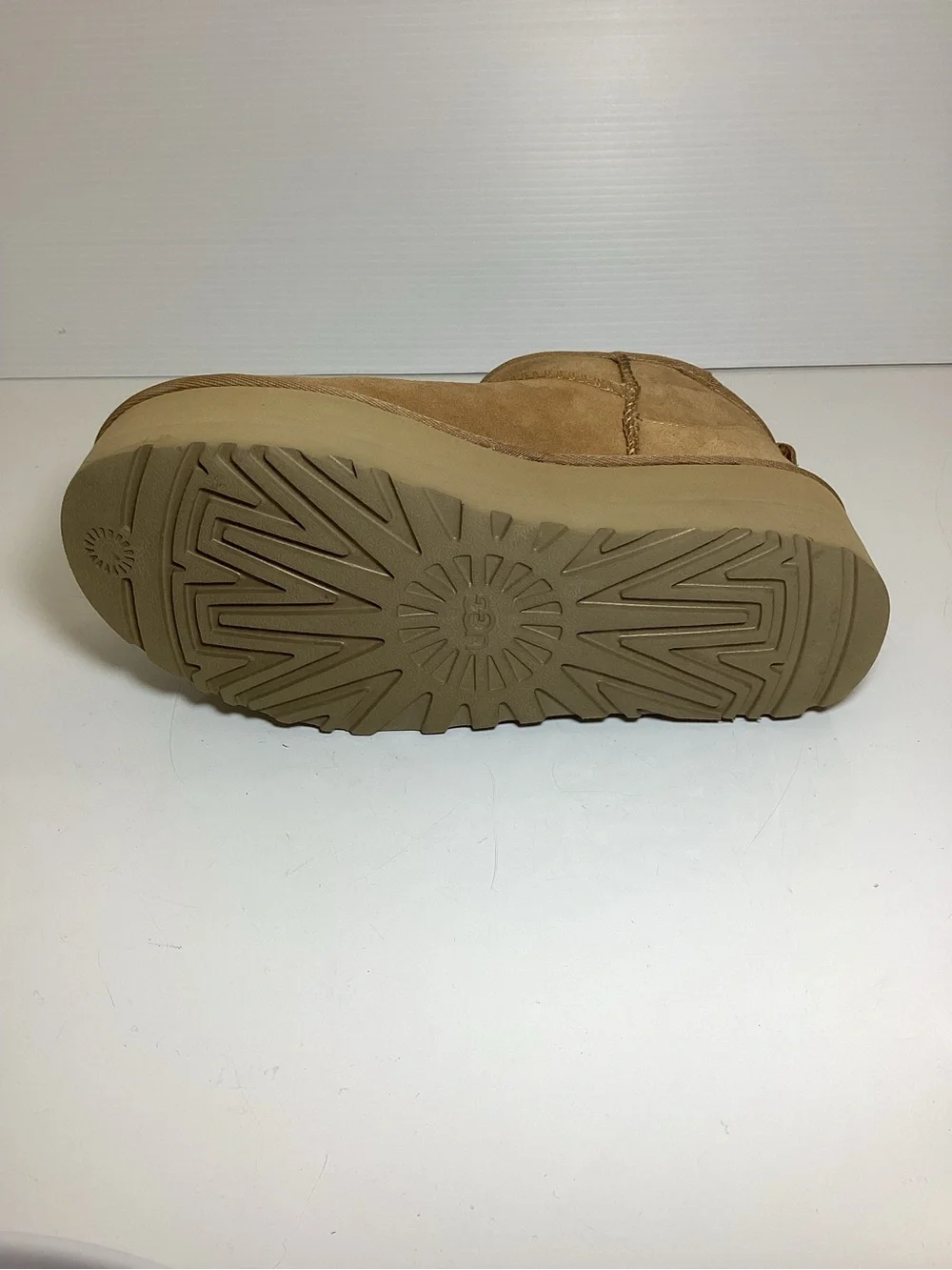 UGG Kids Chestnut Platform Suede Ankle Boot
